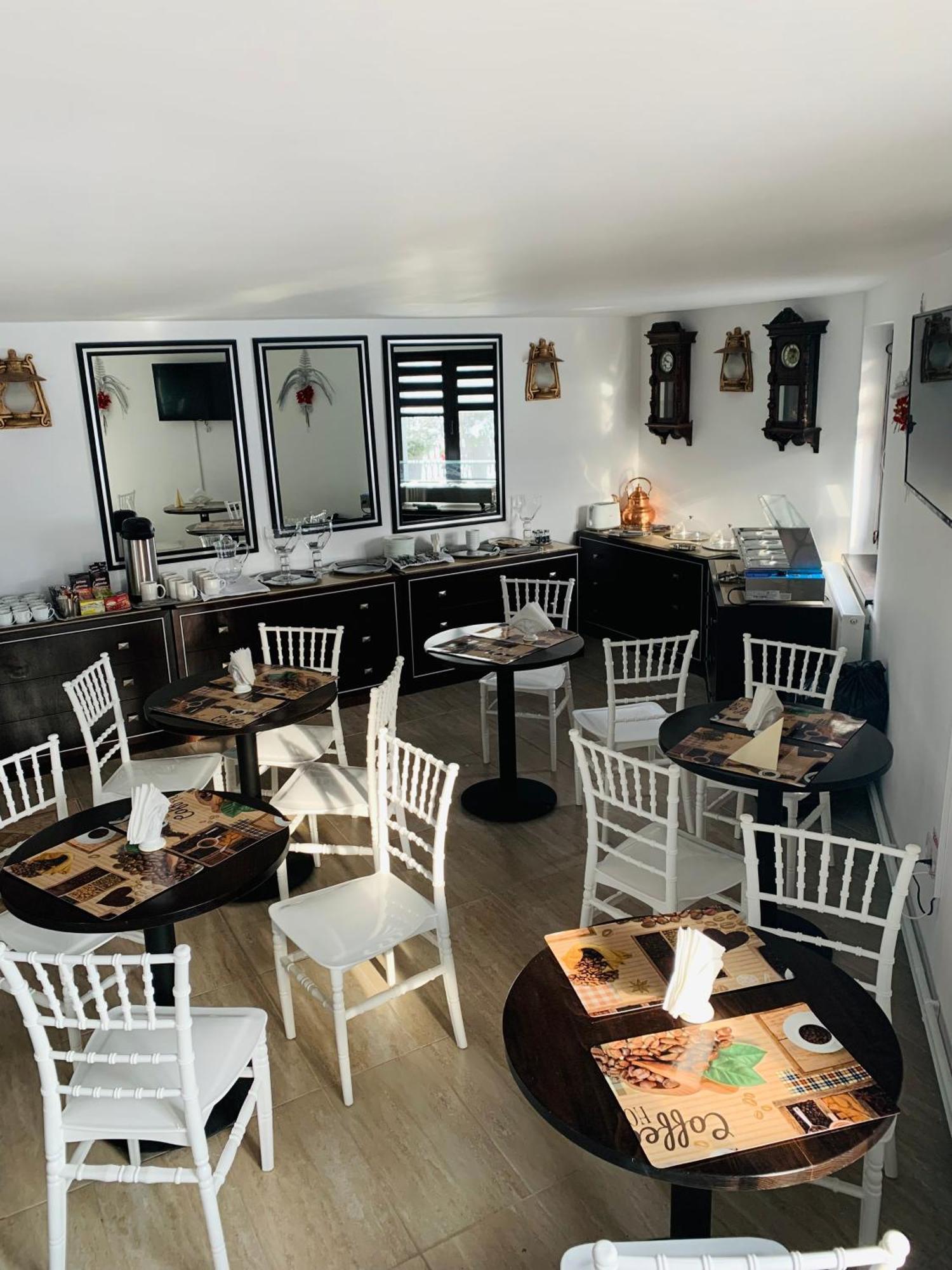 Casa Lazar Acomodação com café da manhã Topliţa Exterior foto