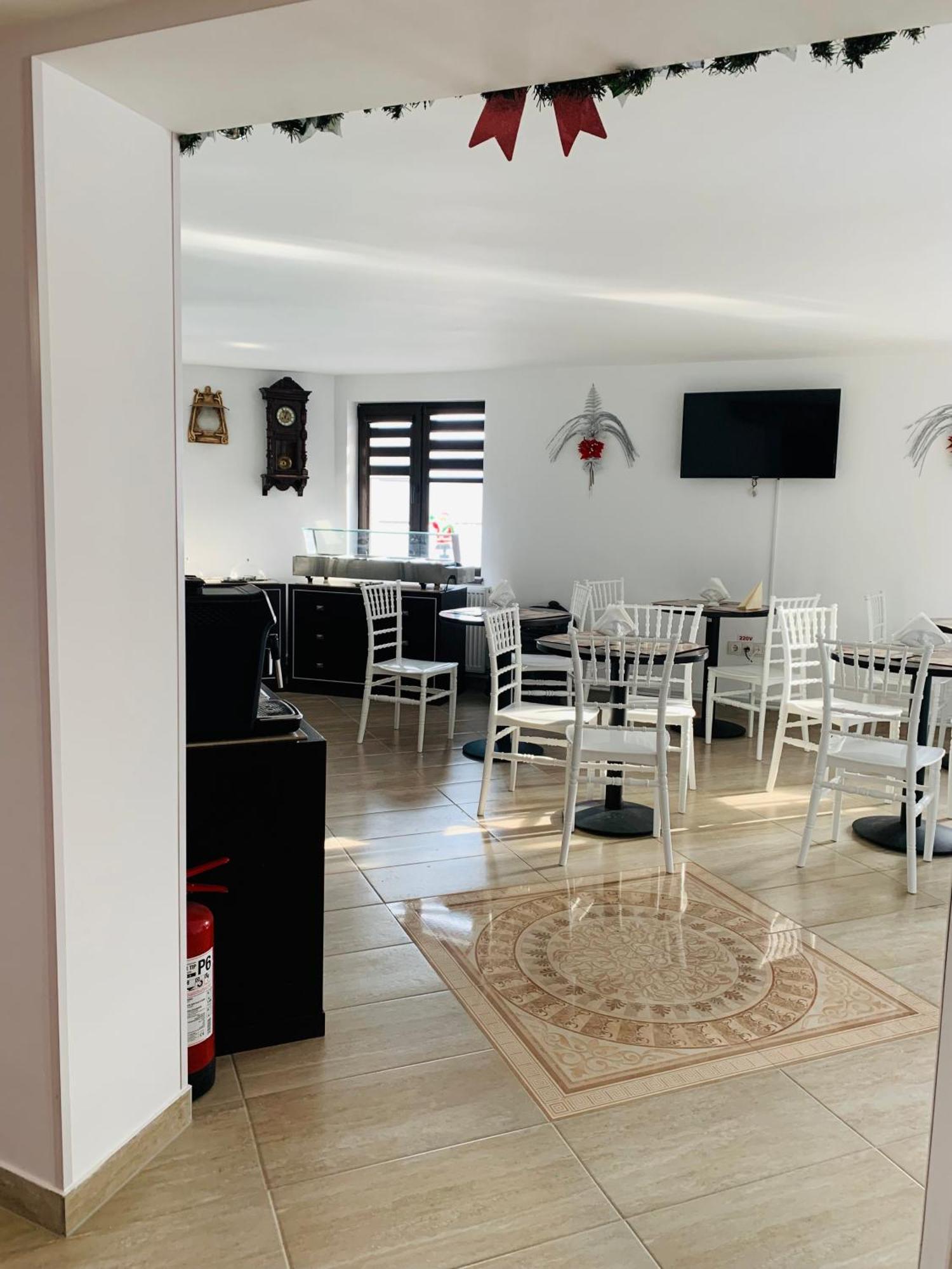 Casa Lazar Acomodação com café da manhã Topliţa Exterior foto